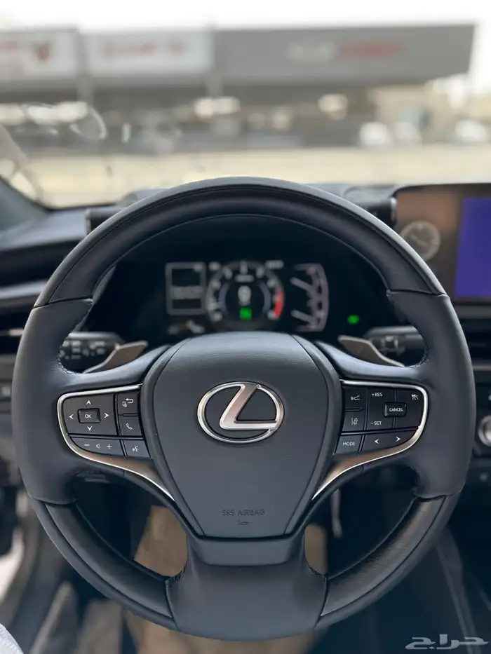 لكزس ES350 فئة DD فل كامل موديل 2025 26