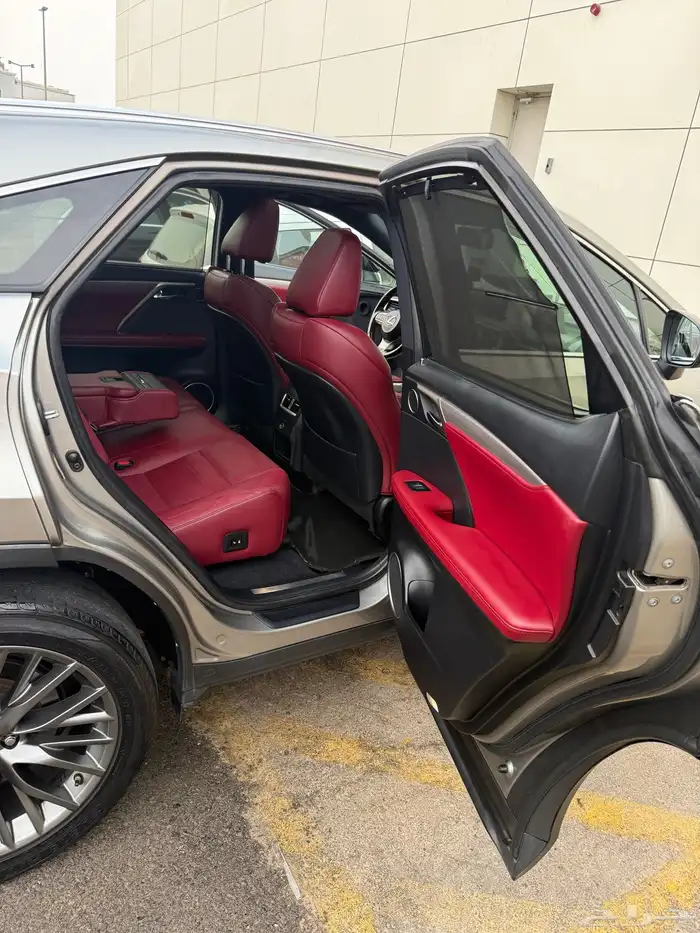 لكزس RX350 F 2017 عبداللطيف جميل 18