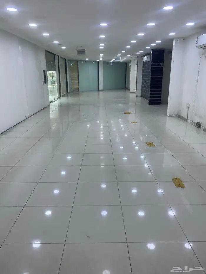 سكن عمال للإيجار ومستودع 1