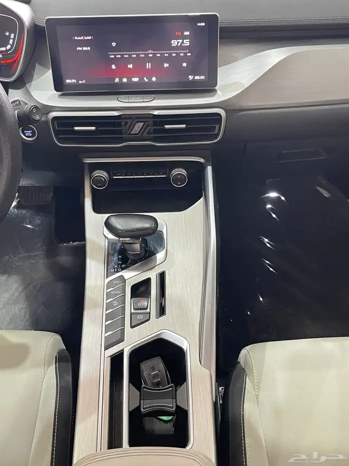 جيلي كولراي 2023 13