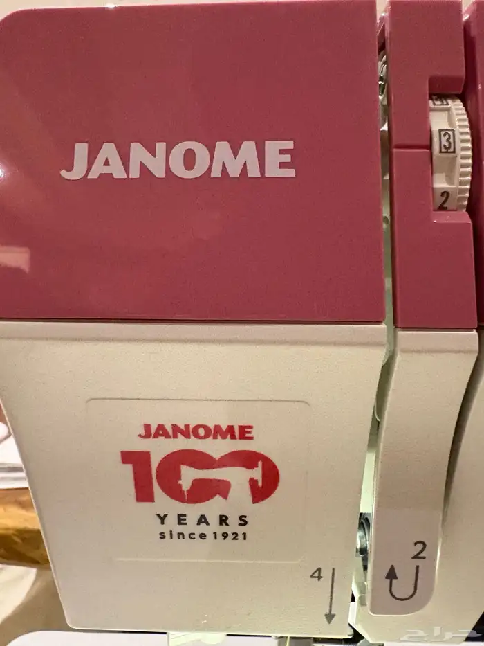 للبيع مكينة خياطة JANOME شبة جديدة 3