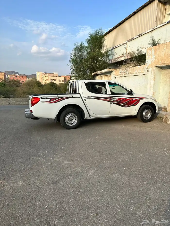 متسوبيشي L200 فل كامل بدون دبل 15