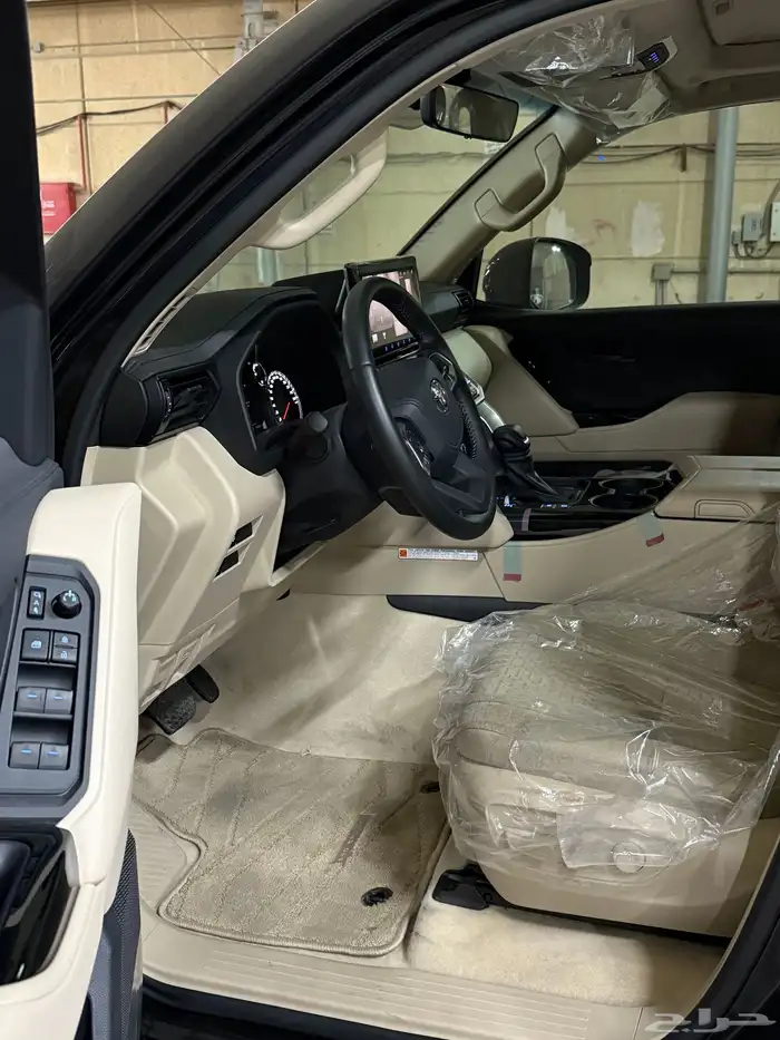 تويوتا لاندكروزر GXR2 Diesel 2025 Black جي إكس آر 2 ديزل 8