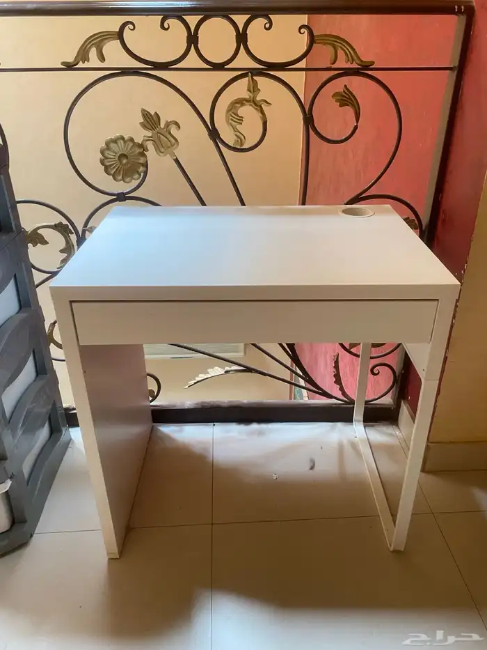 طاوله مكتب ايكيا 0