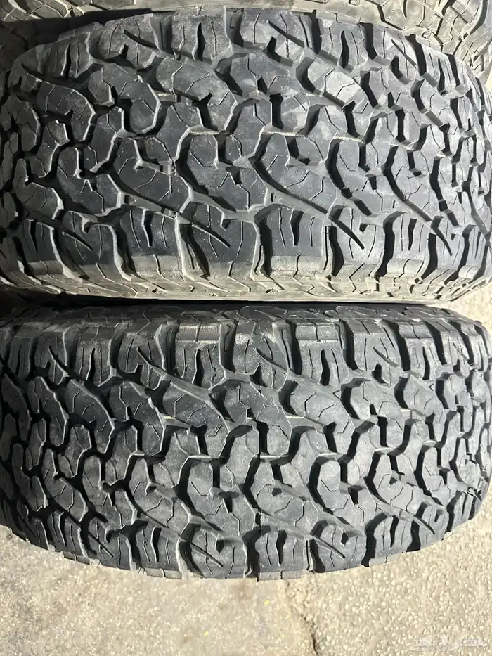 جنوط فيول فرد f150 مع كفرات نص حجري مقاس 17 7