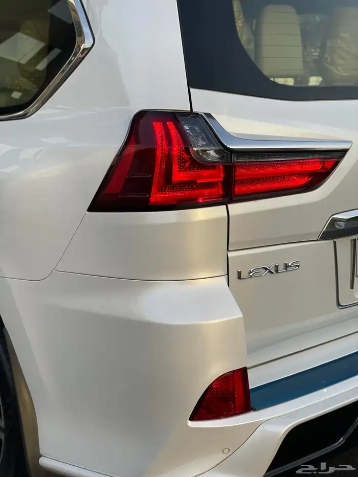 لكزس - LX570 - 2018 - سعودي 8