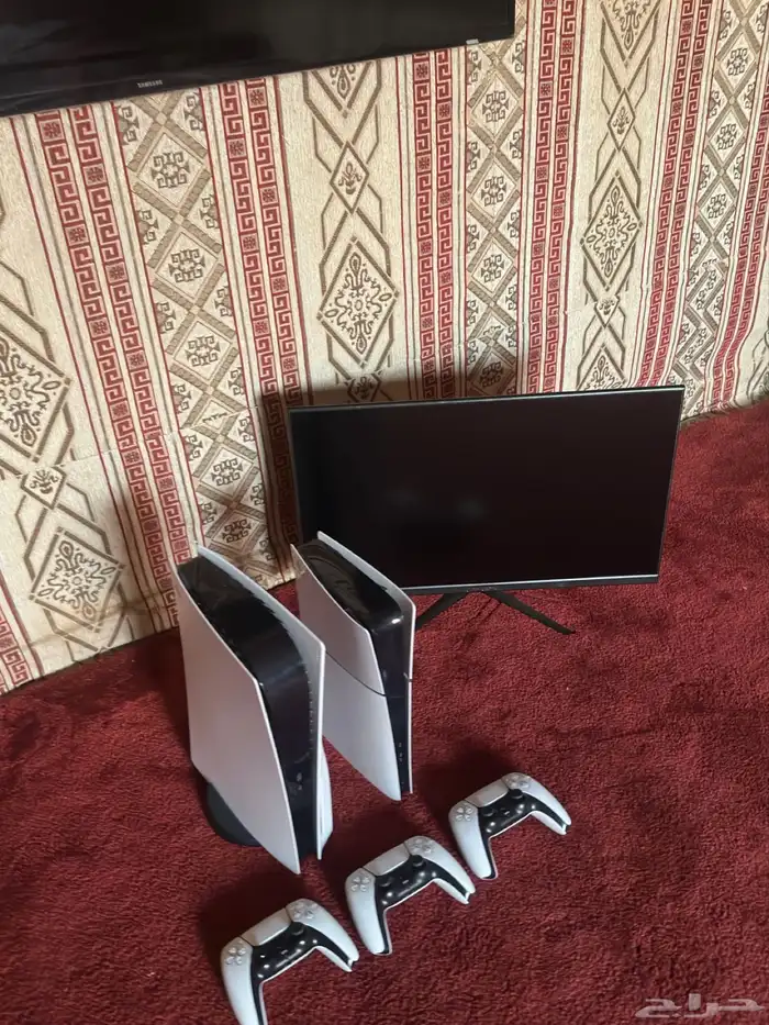 سونين فايف نظيف جدا على الشرط cd دجيتال وسليم وشاشه قيمنق 3