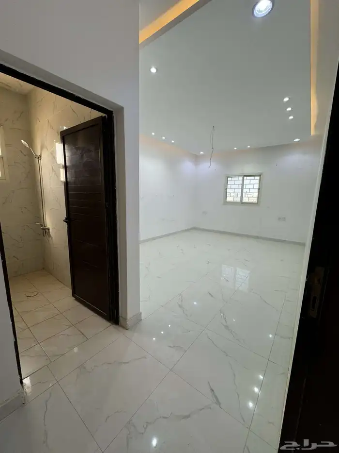 شقة للايجار في البيان 6