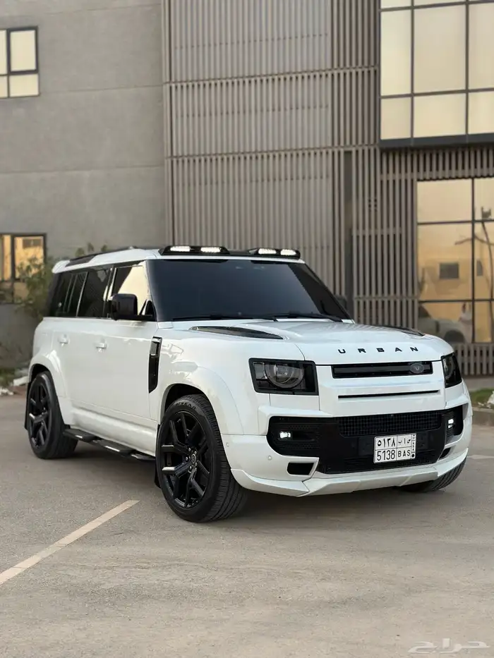 ديفندر HSE 2021 V6 اوربن 0
