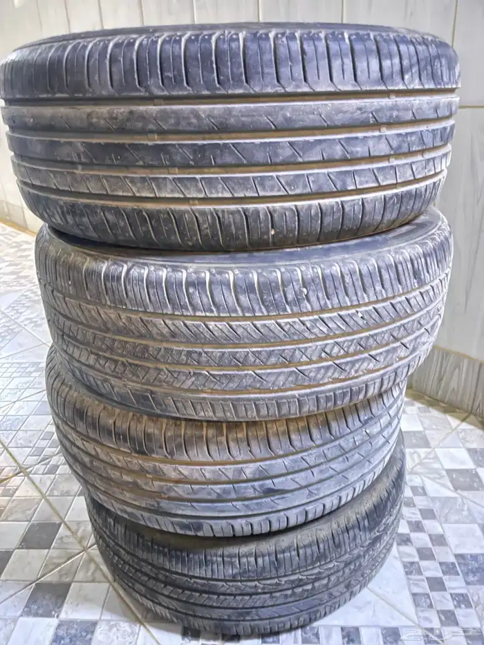 طقم كفرات مقاس 17-55-215 0