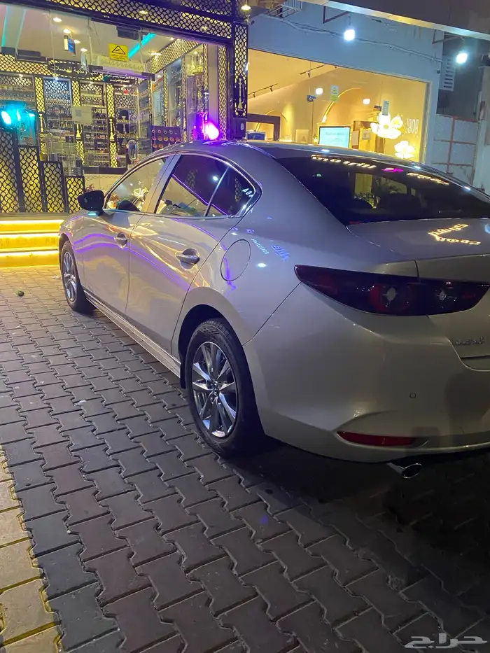 مازدا 3 2025 للبيع 4