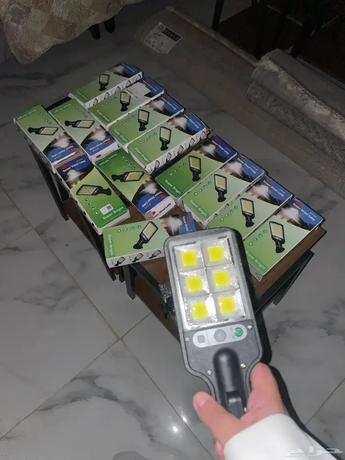 كشاف طاقه شمسيه أناره 5