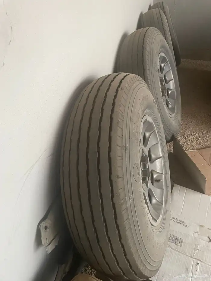 كفرات بالون ماكسس 825   17 مع جنوط اف جي تاريخ 23 2