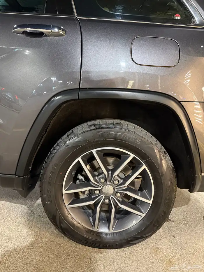جيب جراند شيروكي Jeep Grand Cherokee 22