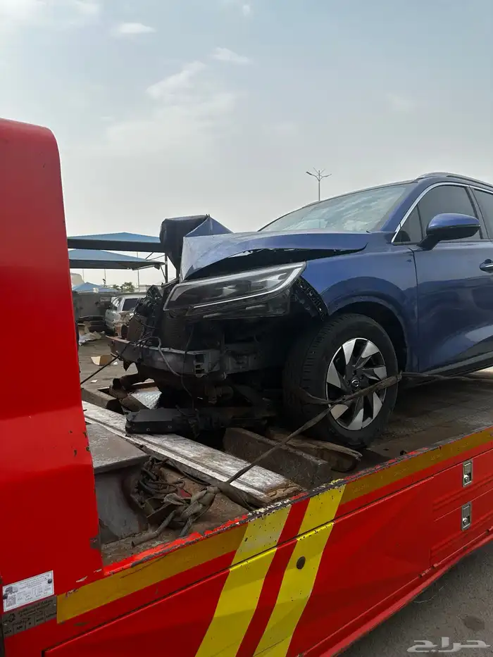 جاك Gs4 موديل 2022 مصدومة . ممشى 70الف. مبيعات الجميح 3