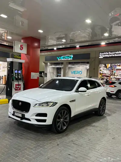 جيب جاكوار F-pace 2017 index