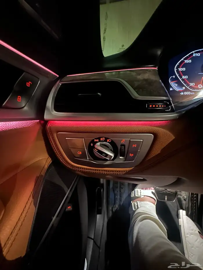 BMW 730Li M Sport   إصدار خاص   هايبرد   فل كامل 23