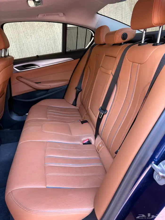 BMW 520i موديل 2020 11