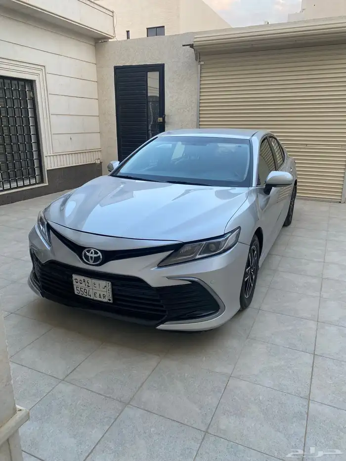 كامري LE موديل 2022 بنزين 1