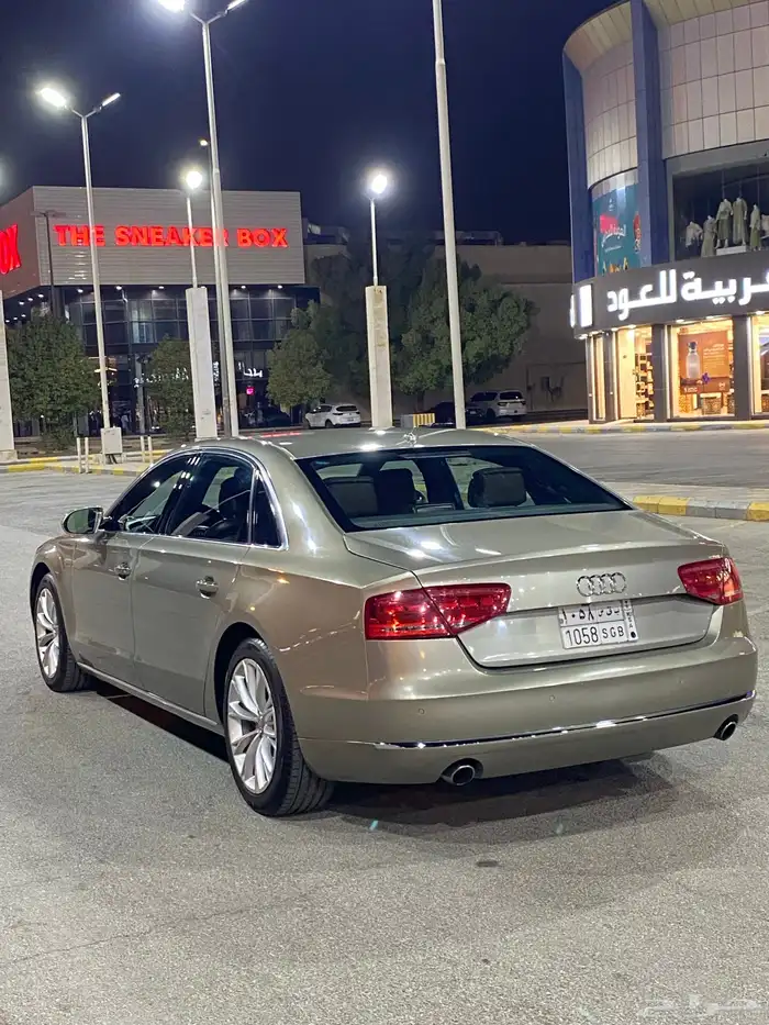 للبيع اودي A8 نظيفه جدا 4