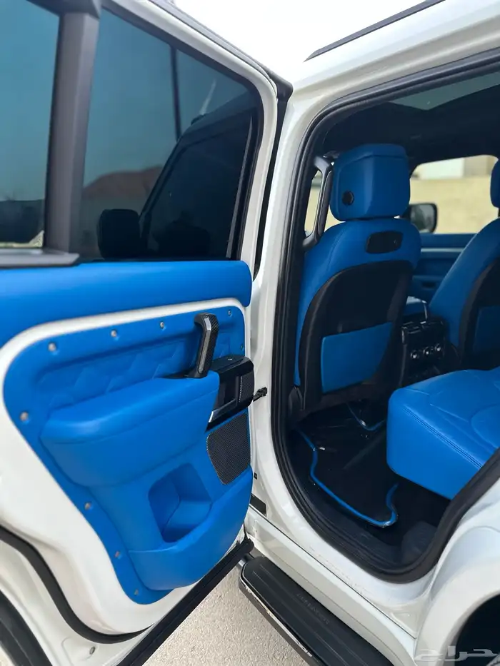 ديفندر HSE 2021 V6 اوربن 27