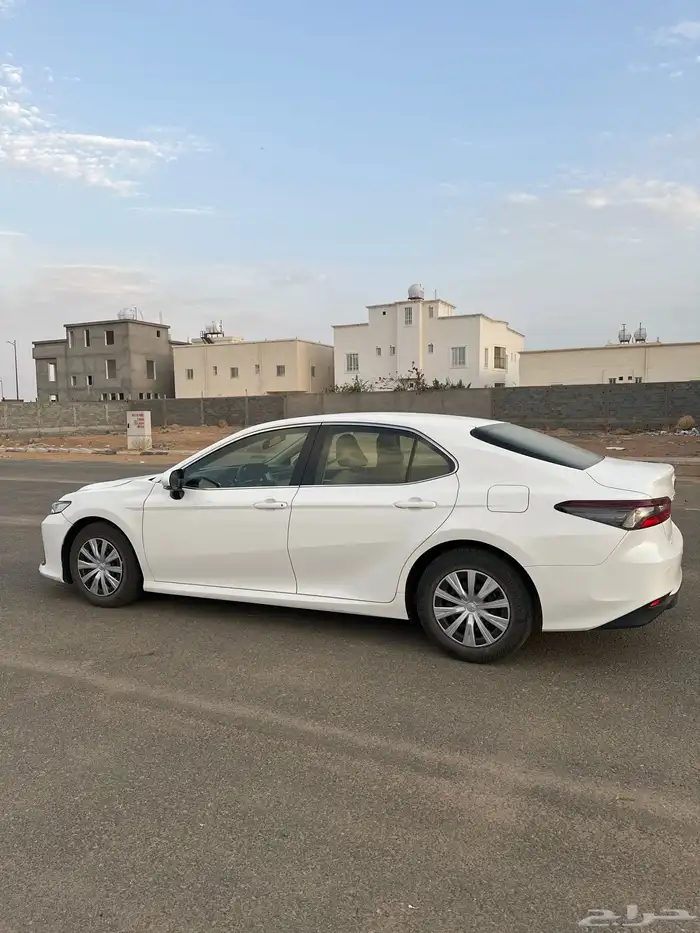 كامري 22 ابيض استاندر 0
