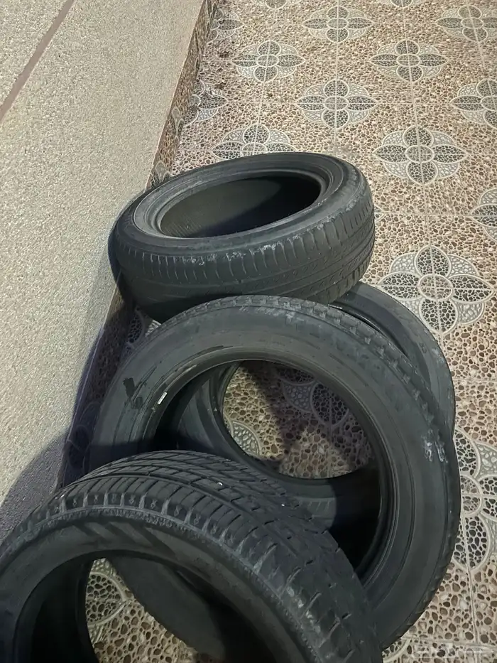 كفر مستعمل بحاله جيدة مقاس 19 0