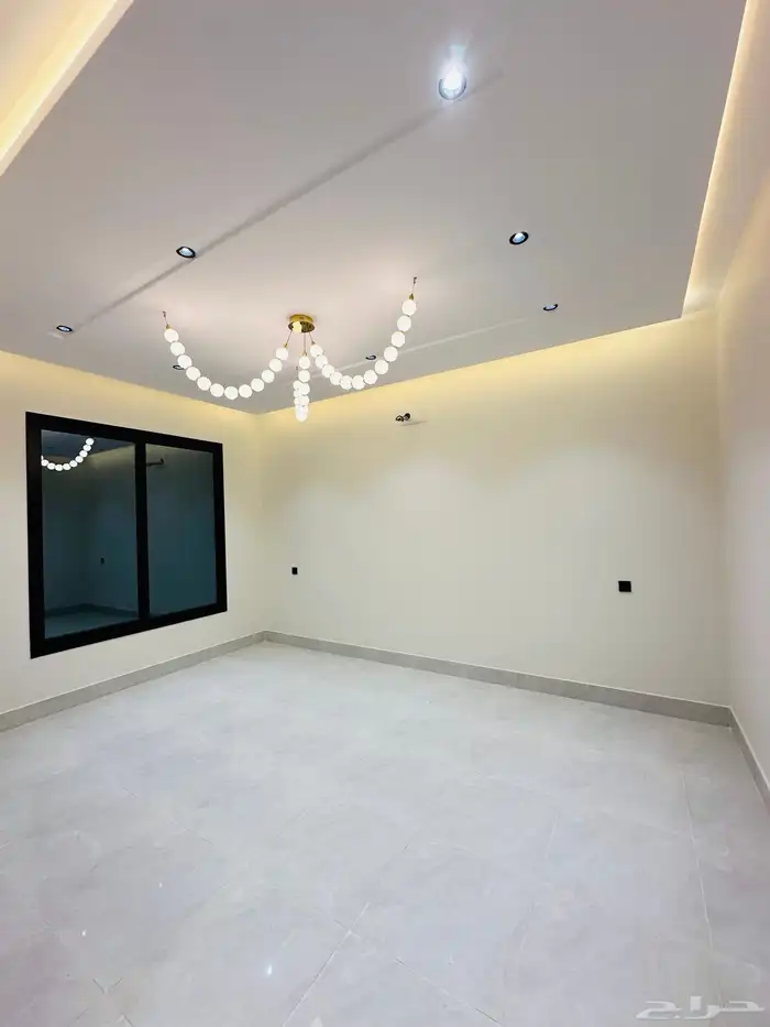 للبيع دور ارضي بمدخل سياره6غرف220متر بالمحاله 16