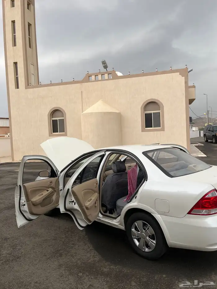 نيسان صني 2012 17