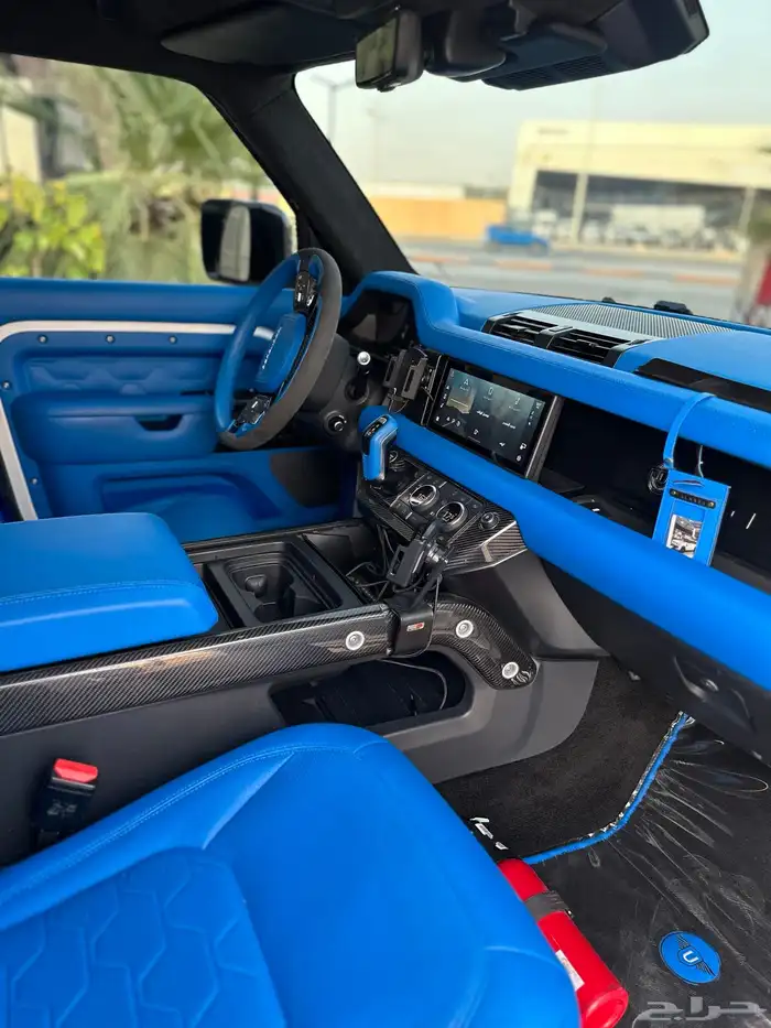 ديفندر HSE 2021 V6 اوربن 19