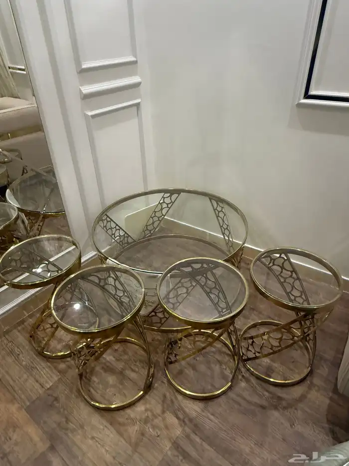 طاولة ضيافة فاخرة 2