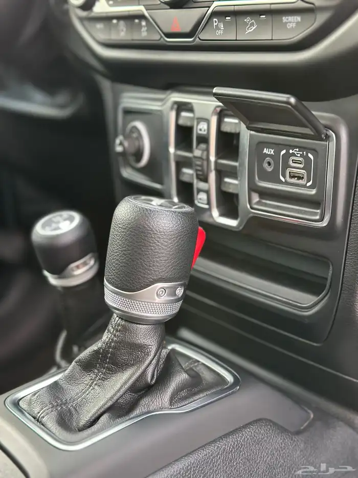 جيب رانجلر V6 سبورت بلص العداد 49 الف فقط 2020 شبه الجديد 17