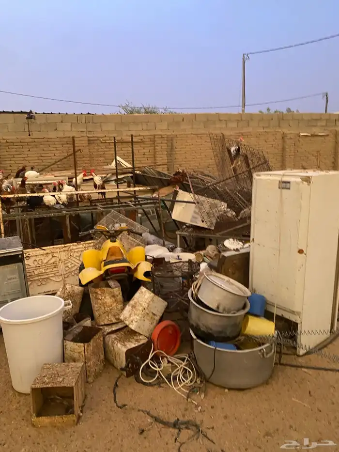 صنادق حديد وشبوك دجاج ودباب ومعالف 5