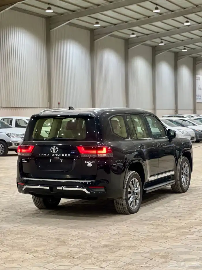 تويوتا لاندكروزر GXRL4 بنزين 2025 2
