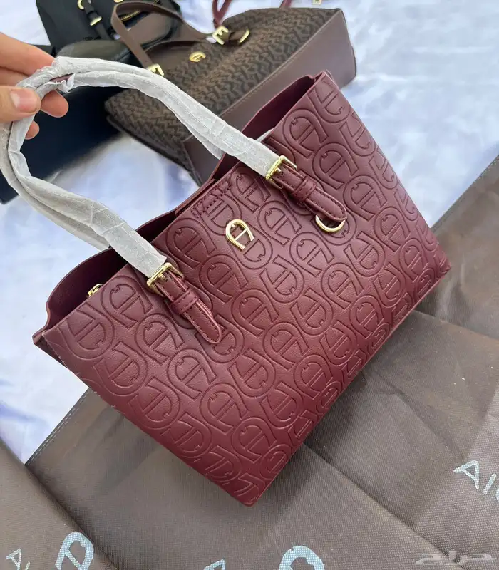 شنطة جامعية ماستر كواليتي 55