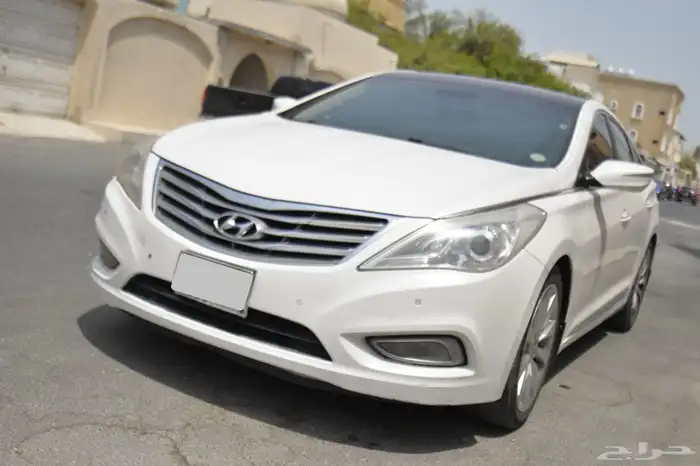 هيونداي أزيرا 2014 4