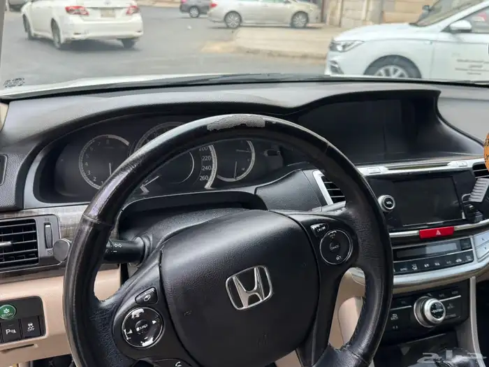 هوندا اكورد 8
