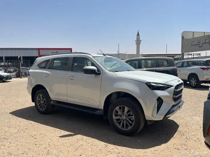 ايسوزو MUX فل كامل ديزل 2025 نقد وتقسيط 1