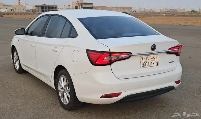 ام جي 5 موديل 2021 4