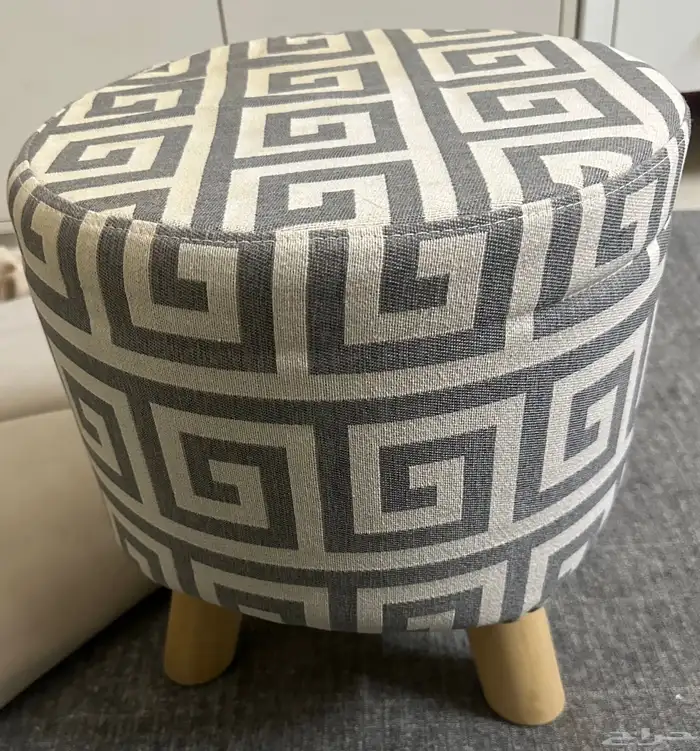 كرسي شبه جديد 0