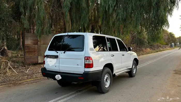 لاندكروزر 2006 3