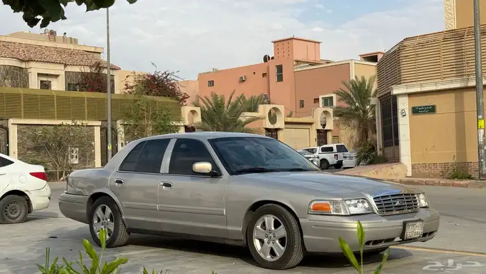 فورد فكتوريا 2008 3