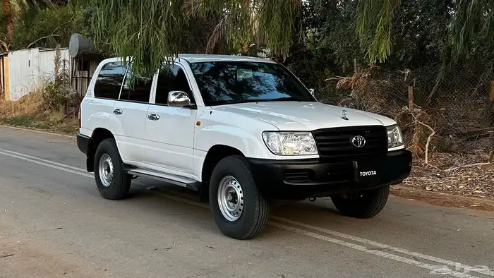 لاندكروزر 2006 1