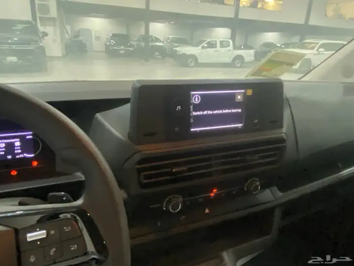 بيجو اكسبيرت 2025 15