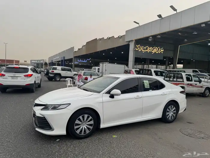 تويوتا كامري 2024 ستاندر 5