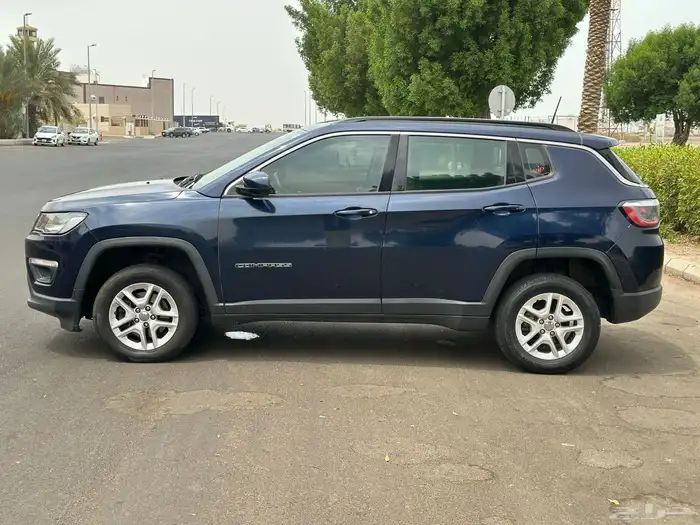 جيب شروكي 2018 3