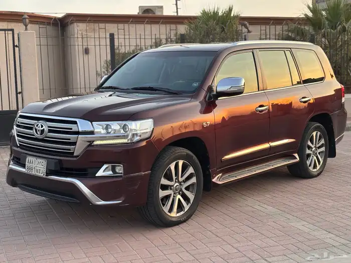 لاندكروزر VXR 2016 52