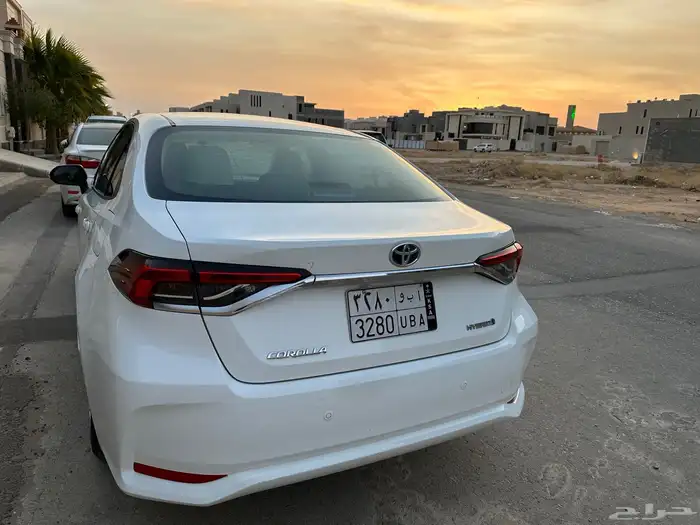 كورولا ( هايبرد ) 2020 4