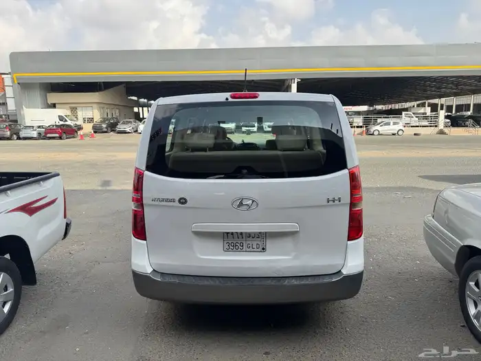 هونداي H1 2020 نظيف 7