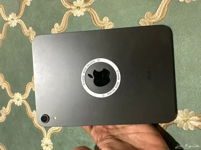 ايباد مني 6 على سوم سومه تحت900 لن انظر لها ولا ارد عليه 0